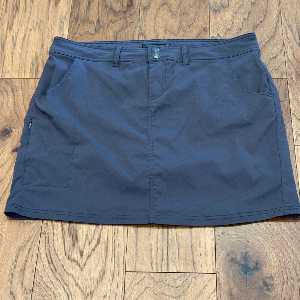 Prana Halle Skort‎ Womens 14 Dark Gray Charcoal Hiking Outdoor Active Skirt